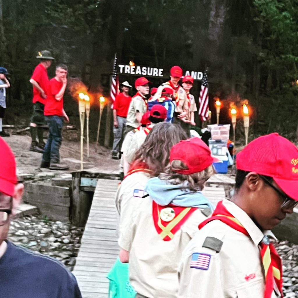 15B39ECB-DAEB-49C6-BABA-6B7CA54EBD7A - Scouting 334 Scouts BSA Troop 334 unloading their gear onto Treasure Island. (Photo by A. Hoppel)