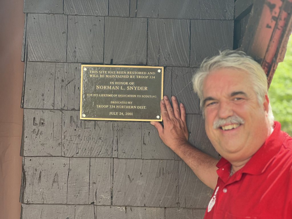 IMG_2352 - Scouting 334 Scoutmaster Dave and the plaque for Norm, restored. (Photo by A. Hoppel)