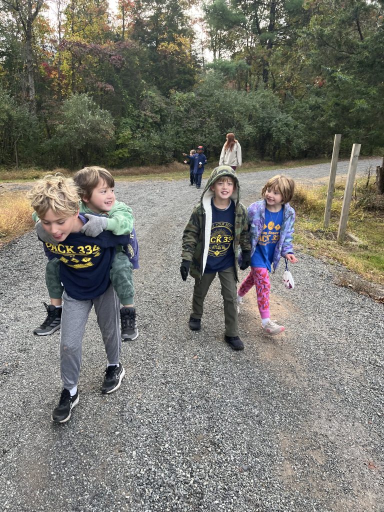 Lots of walking this weekend! - Scouting 334 Lots of walking this weekend!